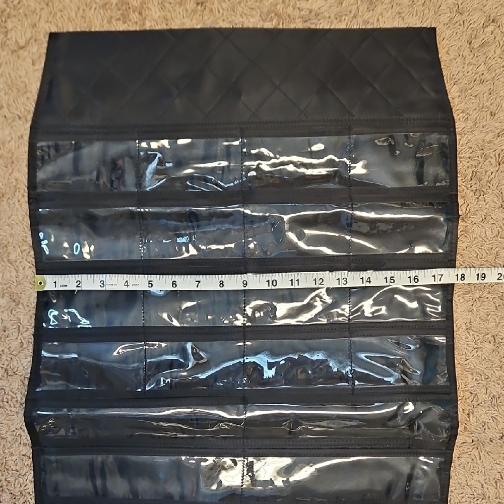 Mary Kay Hanging Travel Organizer - Picture 3 of 9